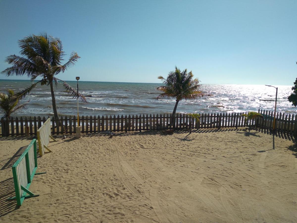 Pal'S On The Beach - Dangriga, Belize Eksteriør billede